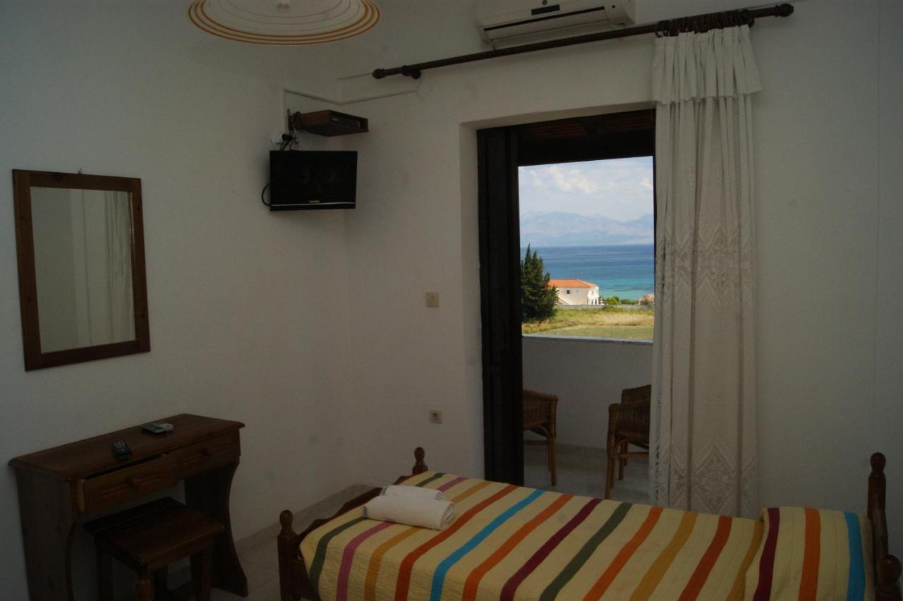 Villa Bouka Astrakeri Oda fotoğraf
